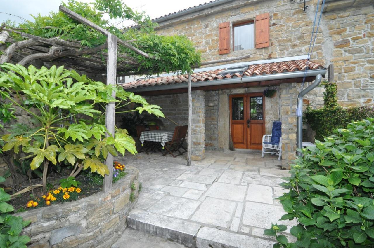 Вилла Istrian Stone House Сечовле Экстерьер фото
